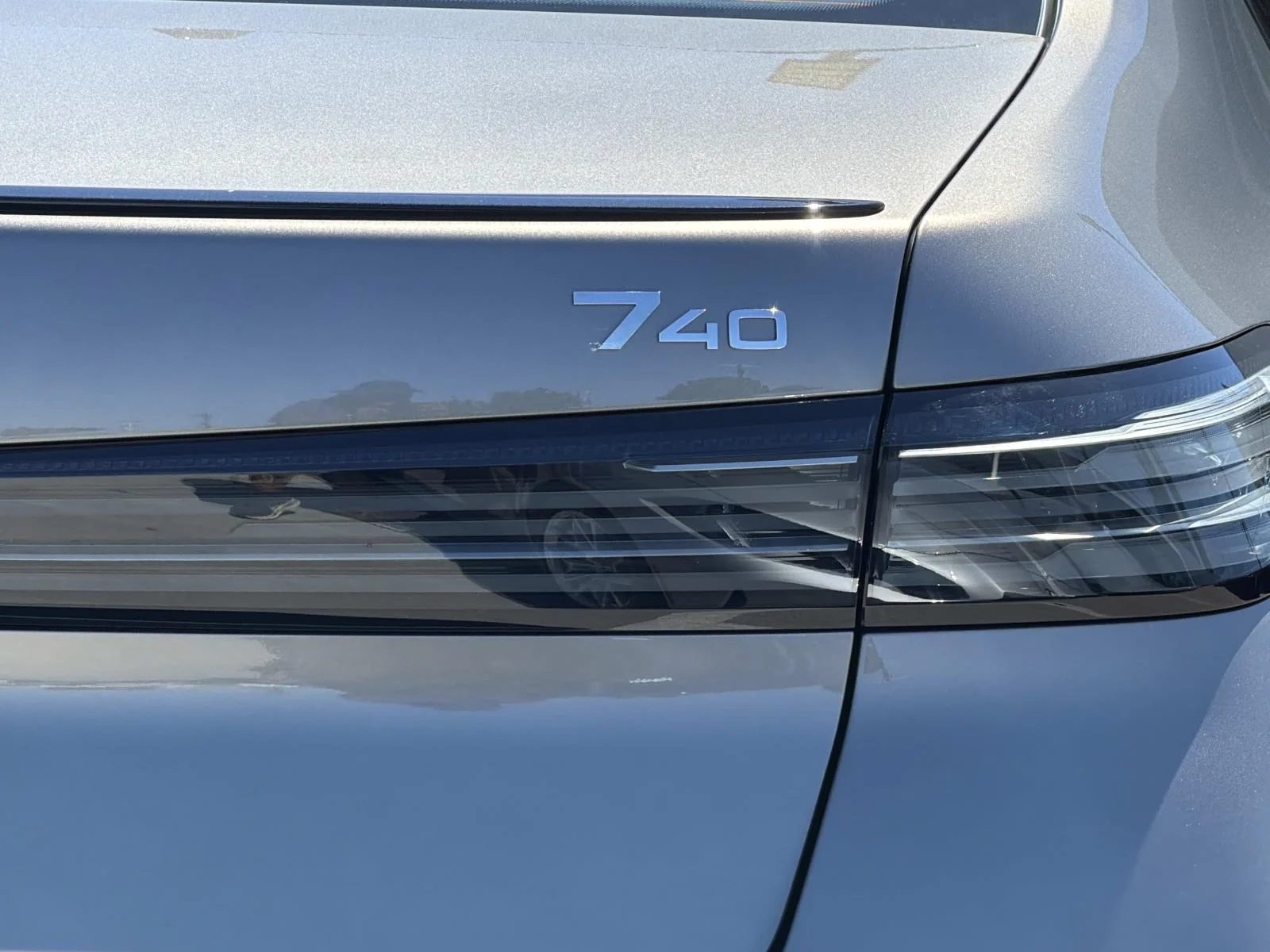 New 2027 Oxide Grey Metallic BMW 740i image 5