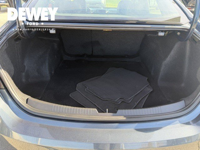 Used 2020 Shadow Gray Metallic Chevrolet LT image 26