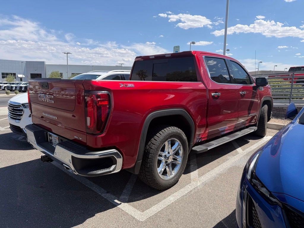 Used 2025 Volcanic Red Tintcoat GMC SLT image 4