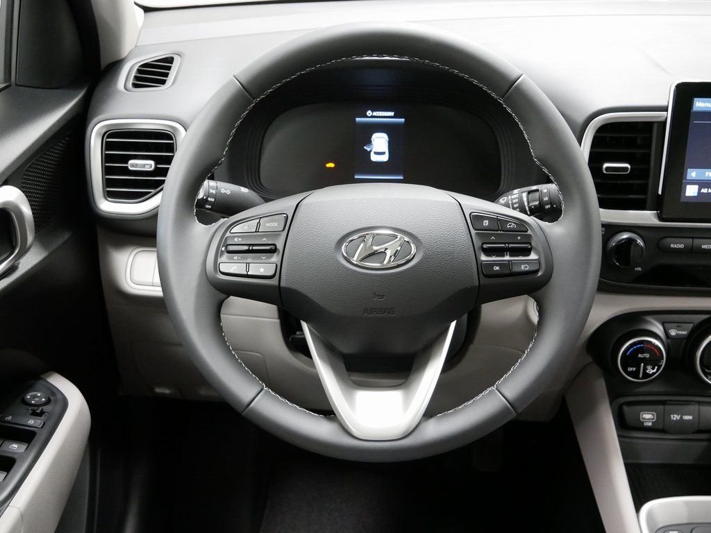 Certified Used 2025 Green Hyundai SEL image 16