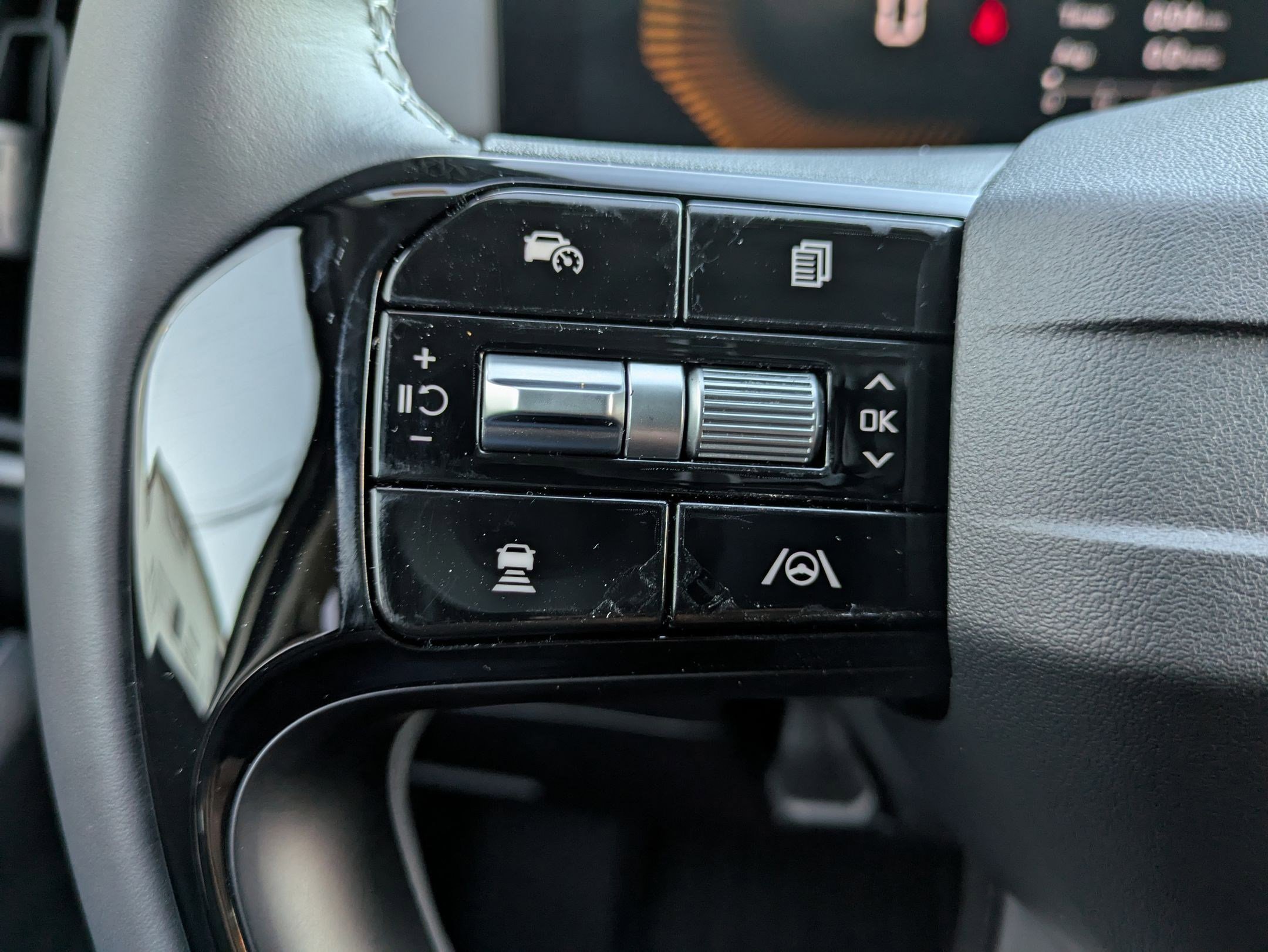 2026 Kia Sorento S - Photo 18