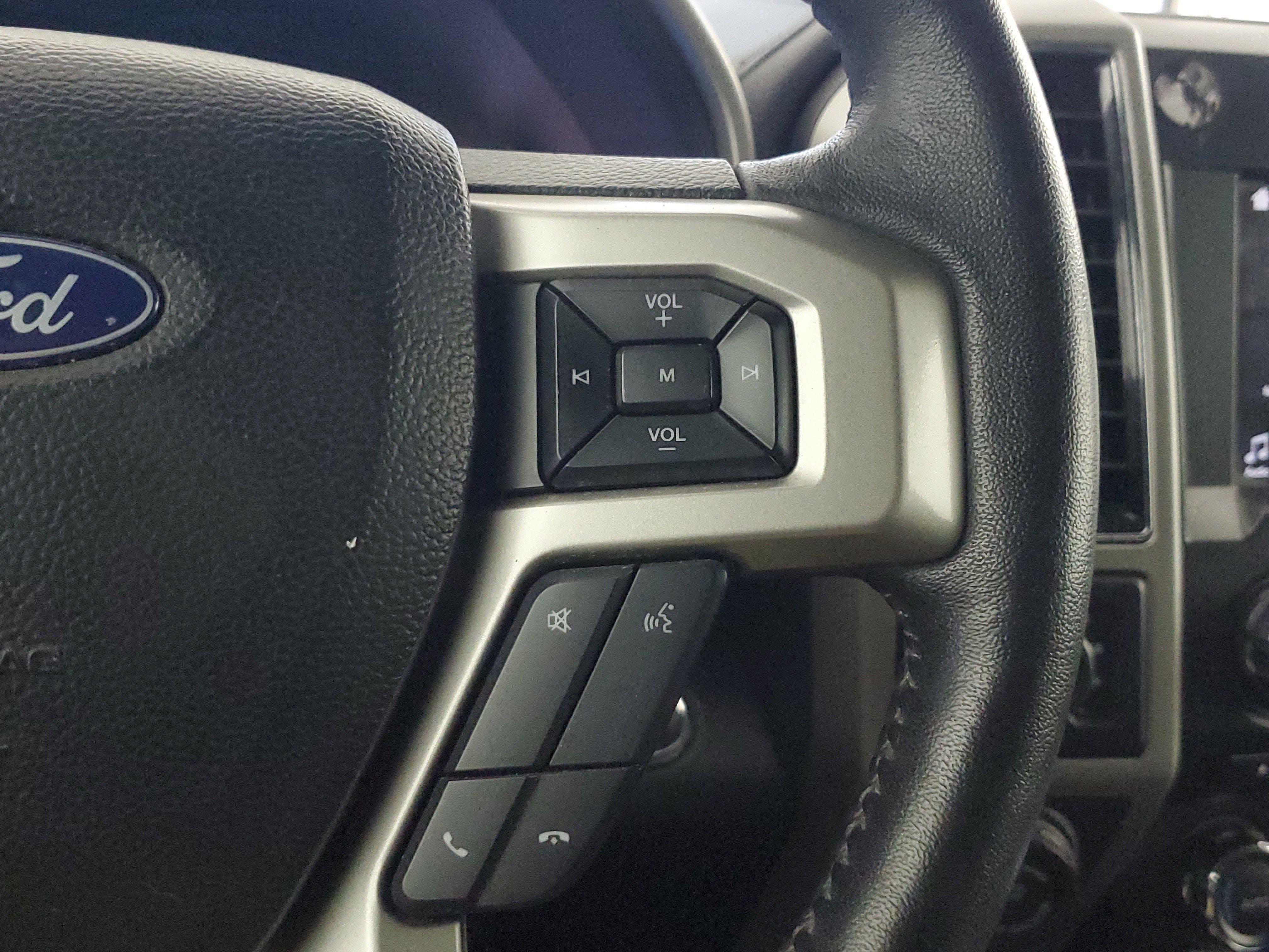 Used 2018 Gray Ford LARIAT image 23