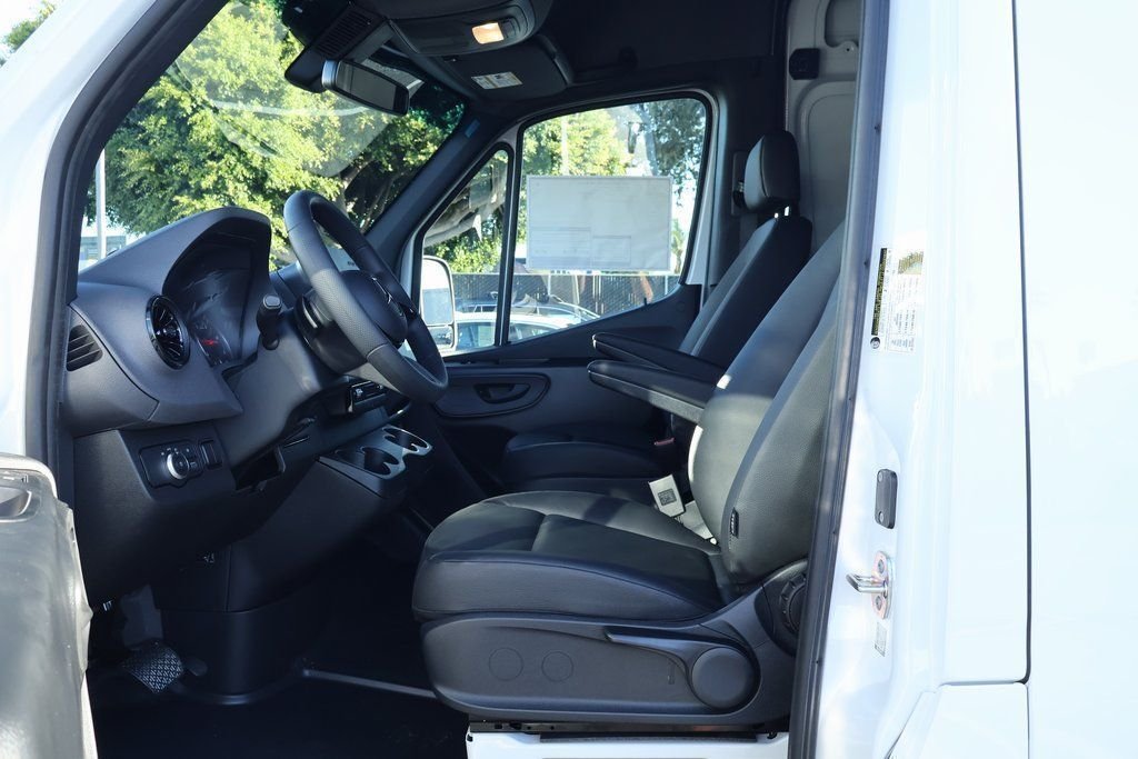 2025 Mercedes-Benz Sprinter Cargo Van Base - Photo 6