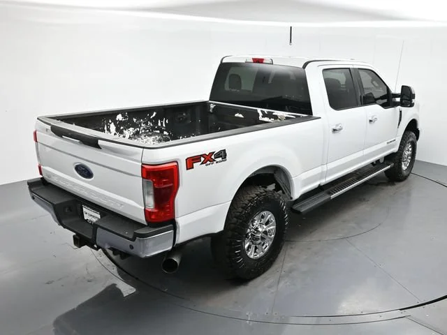 Used 2018 White Ford XL image 34
