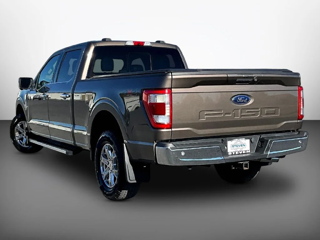 Used 2021 Gray Ford Lariat image 4