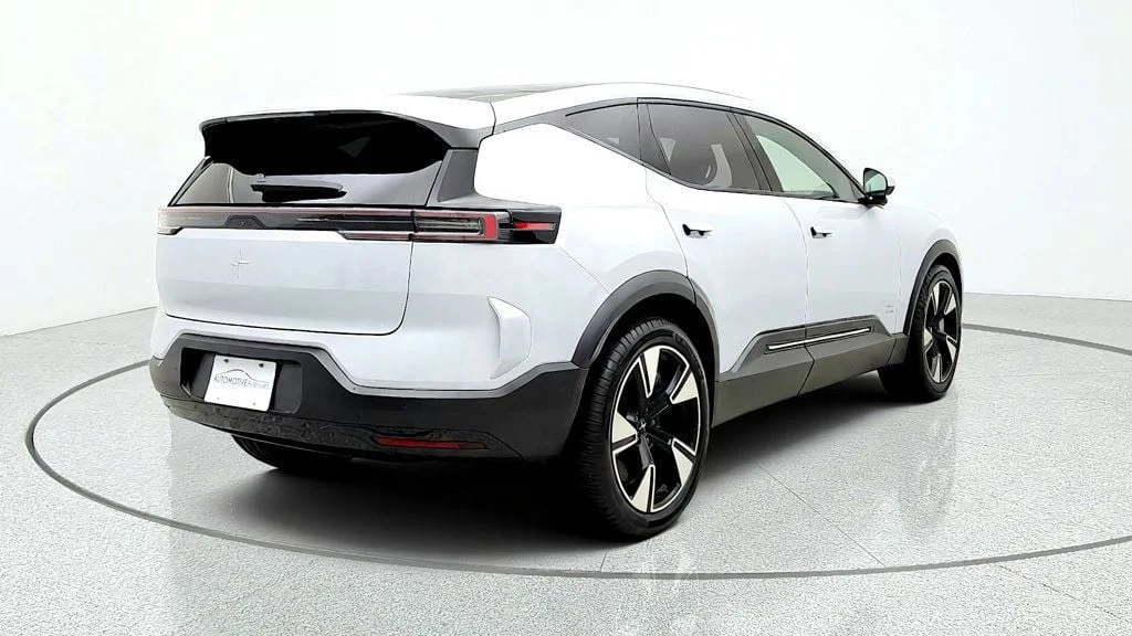 Used 2025 Magnesium Metallic Polestar Long Range Dual Motor image 5