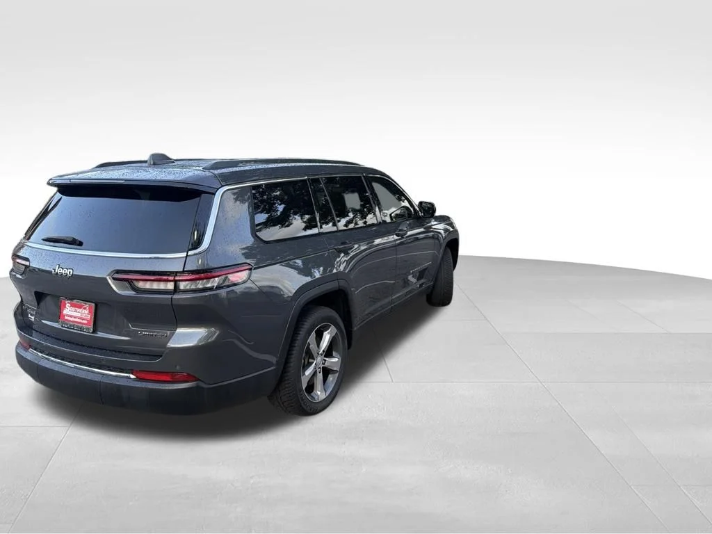 Used 2021 Gray Jeep Limited image 9