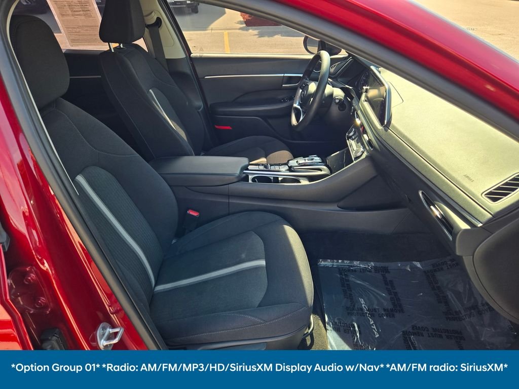 Used 2023 Red Hyundai SEL image 10