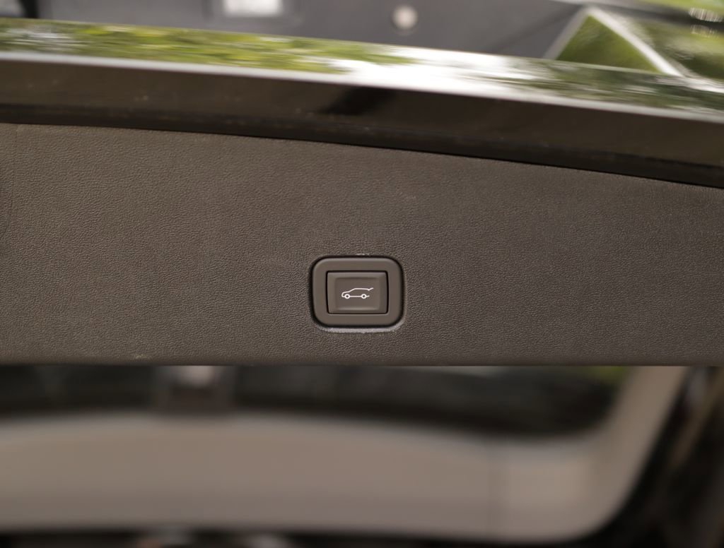 2026 Cadillac OPTIQ Sport - Photo 34