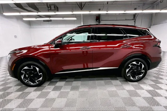 Used 2025 Dawning Red Kia SX-Prestige image 14