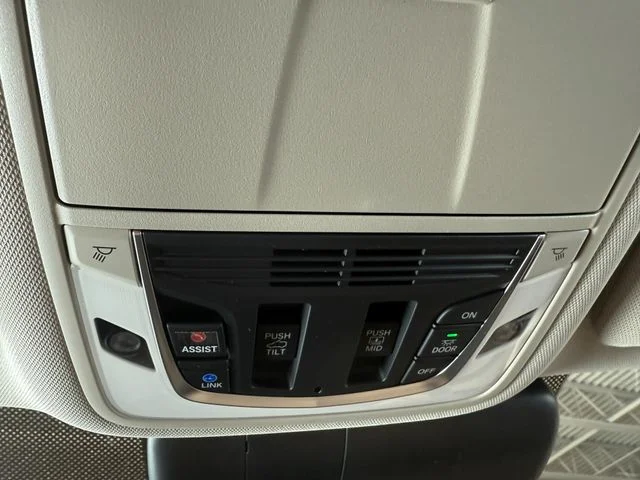 New 2026 Majestic Black Pearl Acura Advance Package image 19