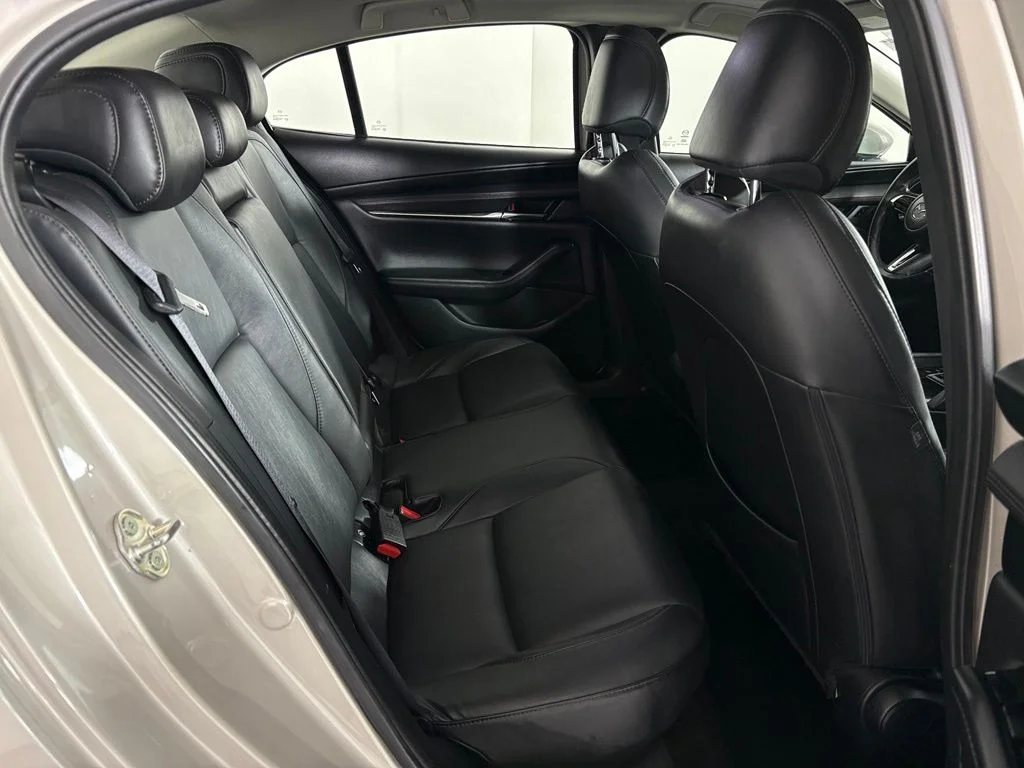 Used 2024 Quartz Metallic Mazda 2.5 S Preferred Package image 38
