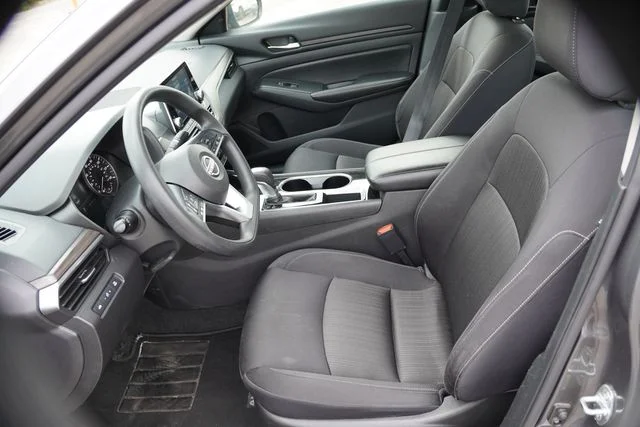 Certified Used 2024 Gray Nissan 2.5 SV image 4