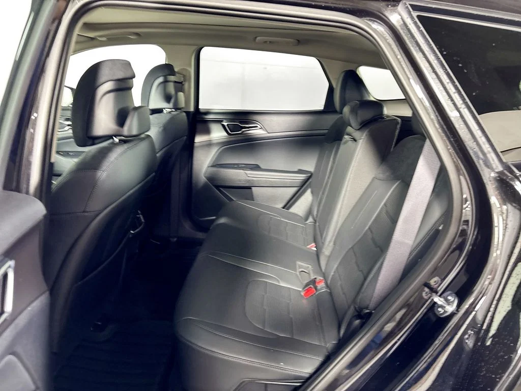 New 2026 Fusion Black Kia SX Prestige image 21