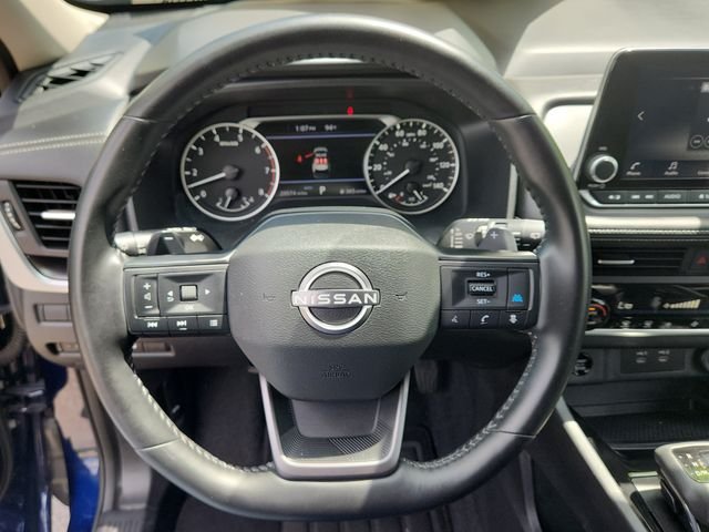 Used 2025 Deep Ocean Blue Nissan SV image 23