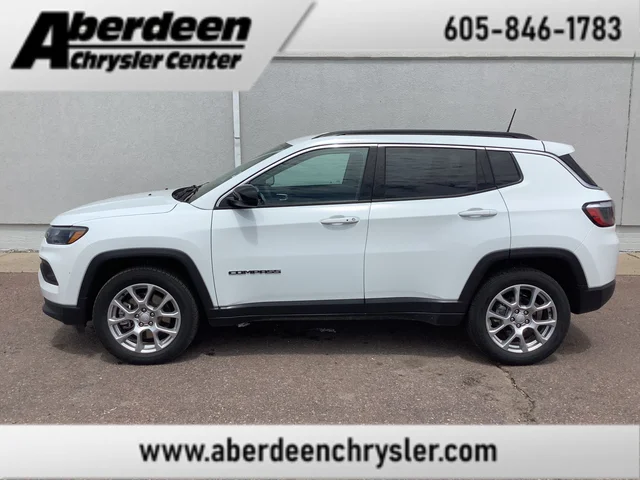 2023 Jeep Compass Latitude Lux