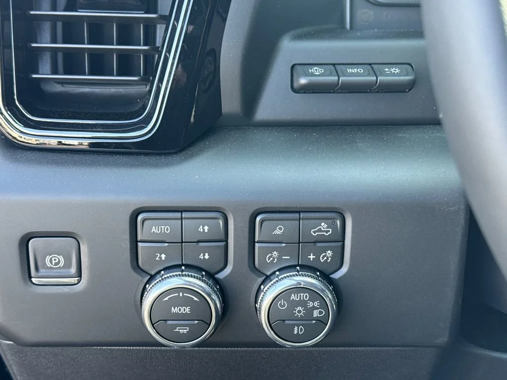 New 2026 Onyx Black GMC AT4 image 20