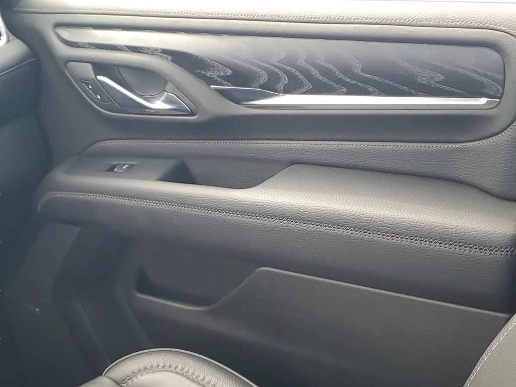 Used 2024 Titanium Rush Metallic GMC Denali image 13