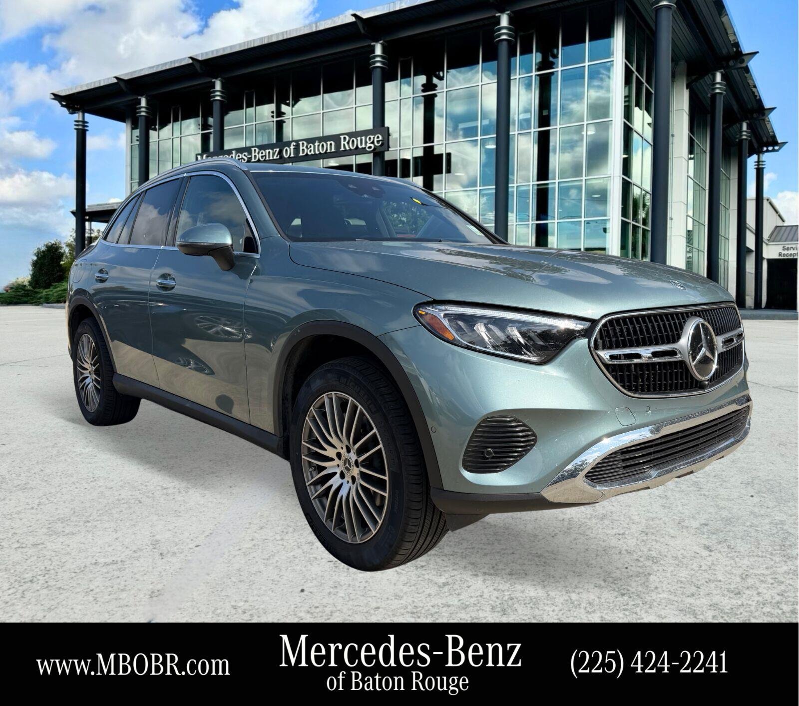 Used 2026 Verde Silver Metallic Mercedes-Benz GLC 300 image 1