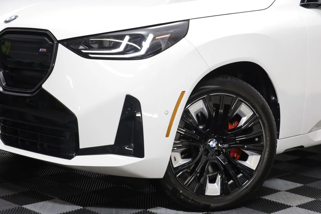 New 2026 White BMW M50 xDrive image 4