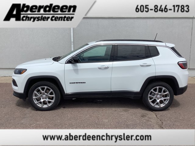 2023 Jeep Compass Latitude Lux
