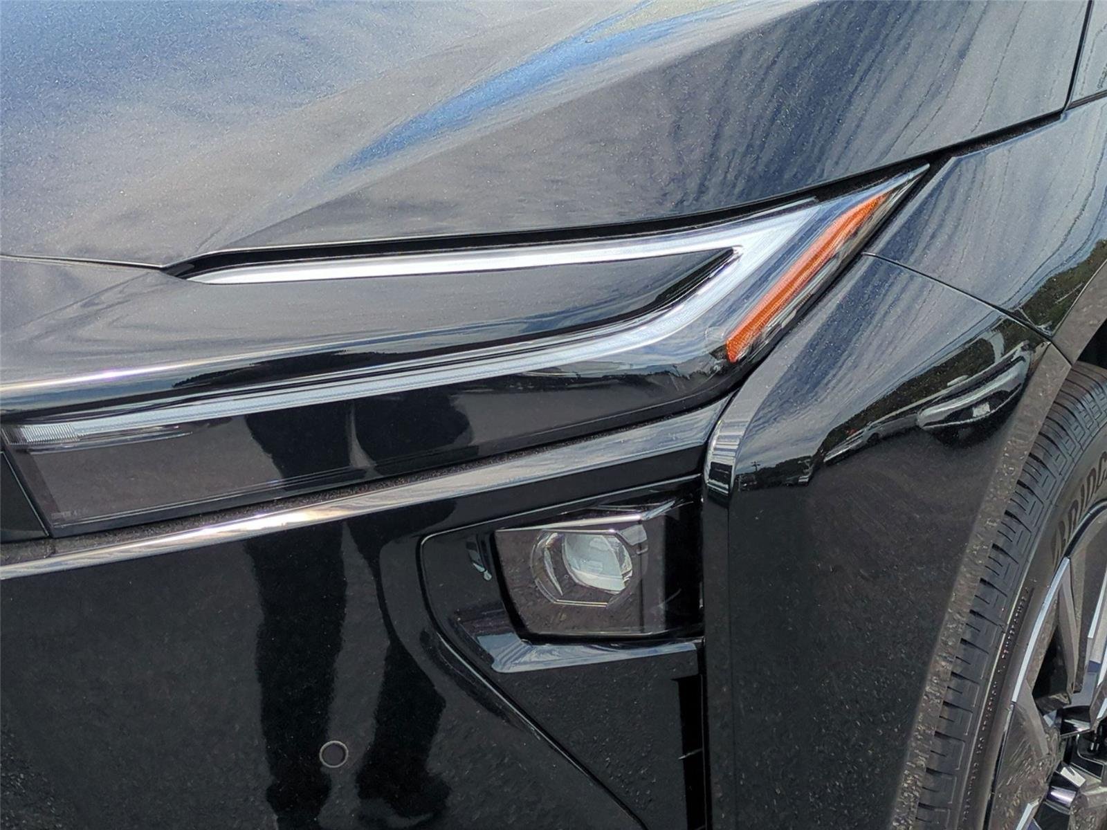 New 2026 Midnight Black Metallic Toyota XLE image 9