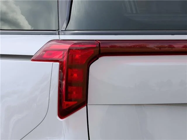New 2026 Snow White Pearl Kia SX image 38