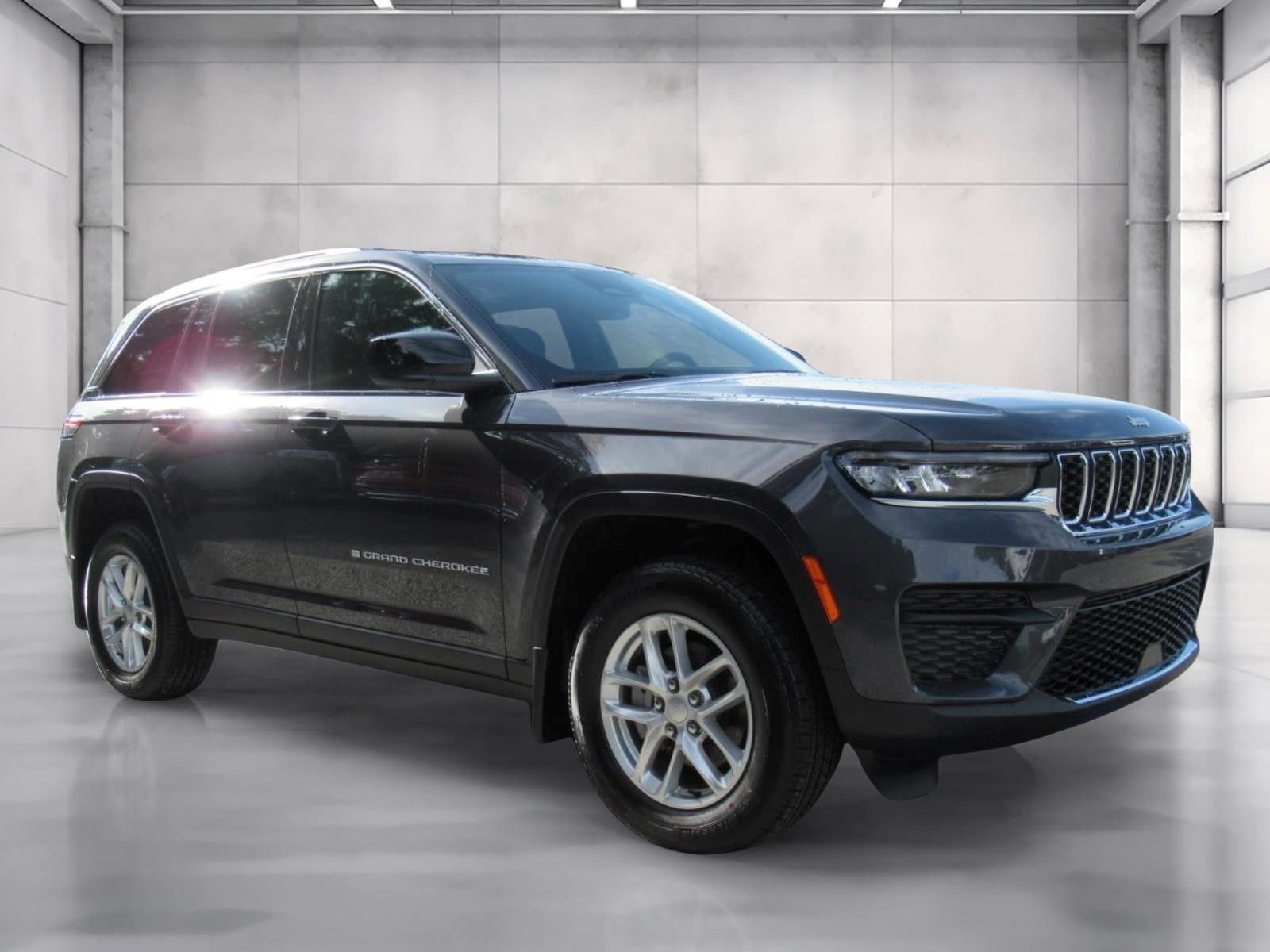 New 2026 Baltic Gray Metallic Clear-Coat Exterior Paint Jeep Laredo X image 1