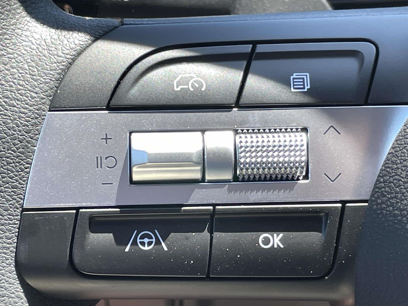 New 2026 Hampton Gray Hyundai SEL Activity image 29
