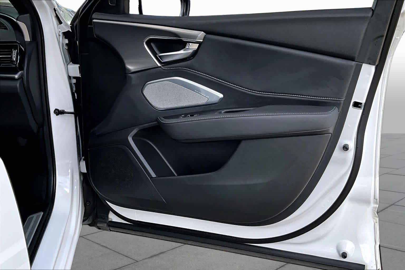 Used 2021 Platinum White Pearl Acura w/A-Spec Package image 23