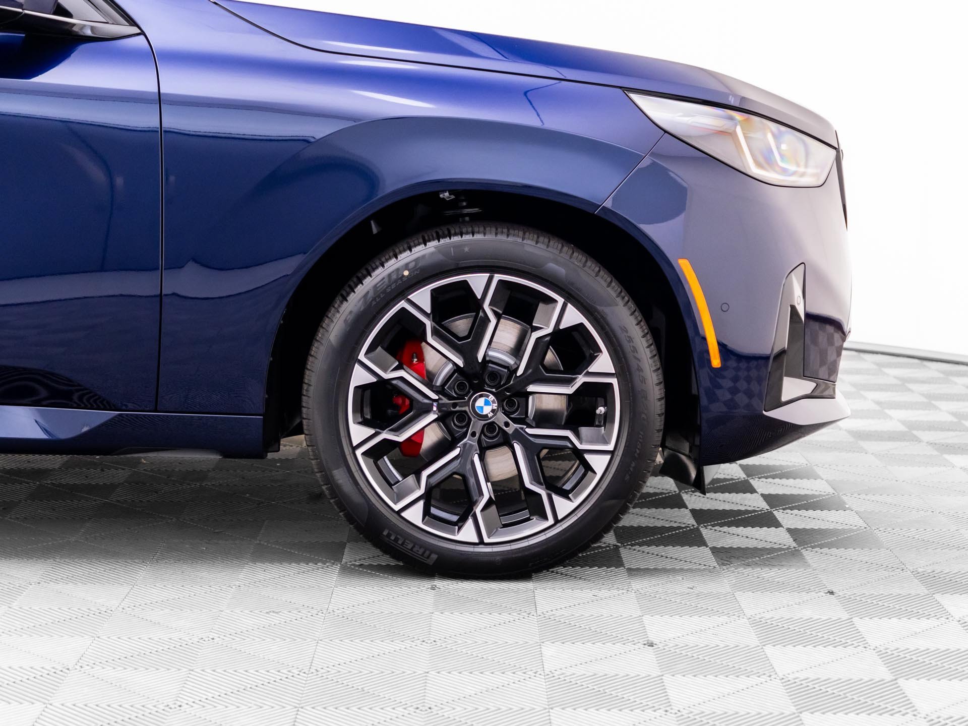 New 2026 Tanzanite Blue II Metallic BMW 30 xDrive image 35