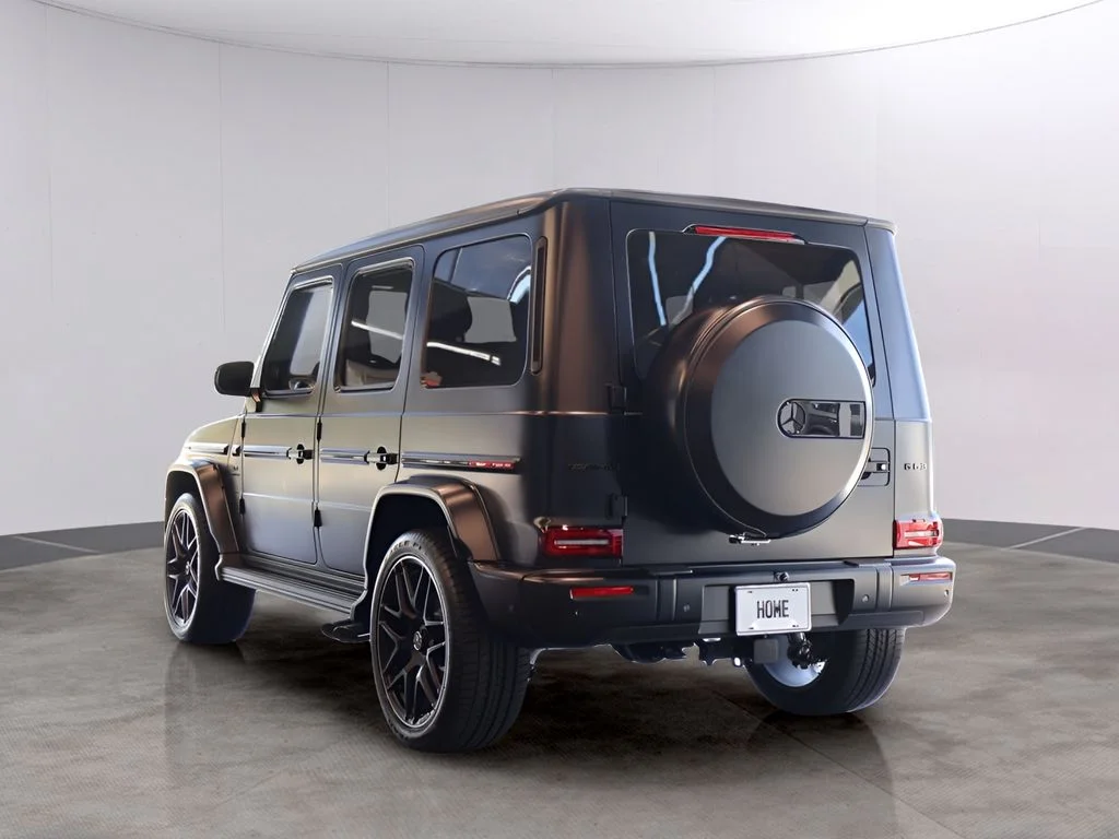 New 2026 MANUFAKTUR Night Black Magno Mercedes-Benz AMG® G 63 SUV image 5