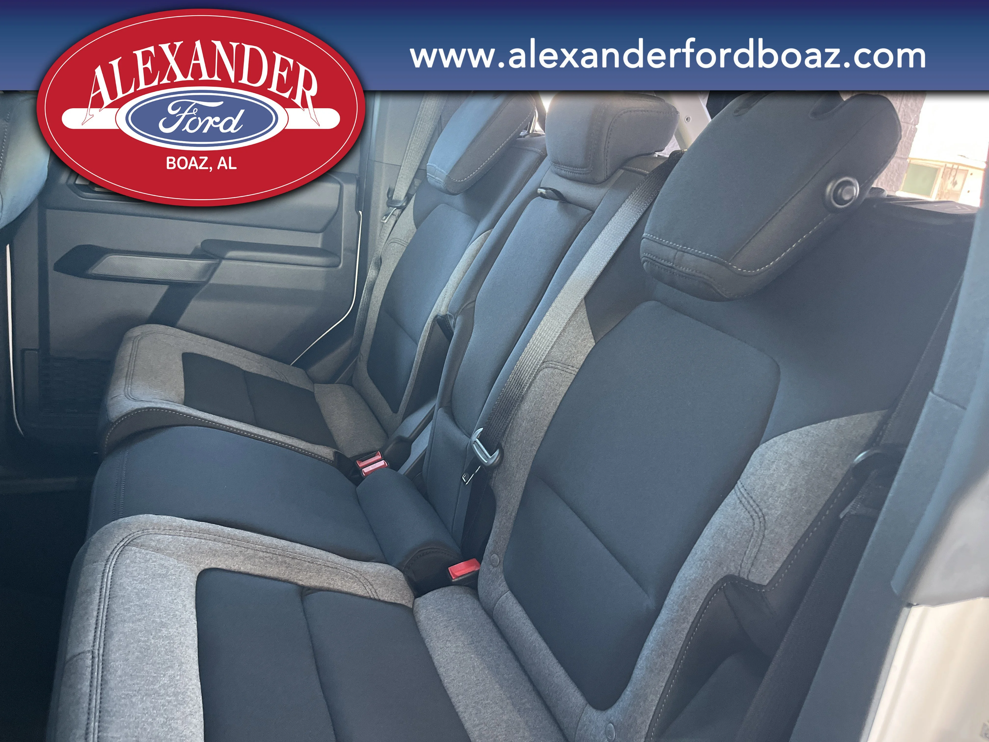 New 2025 Oxford White Ford Base image 12