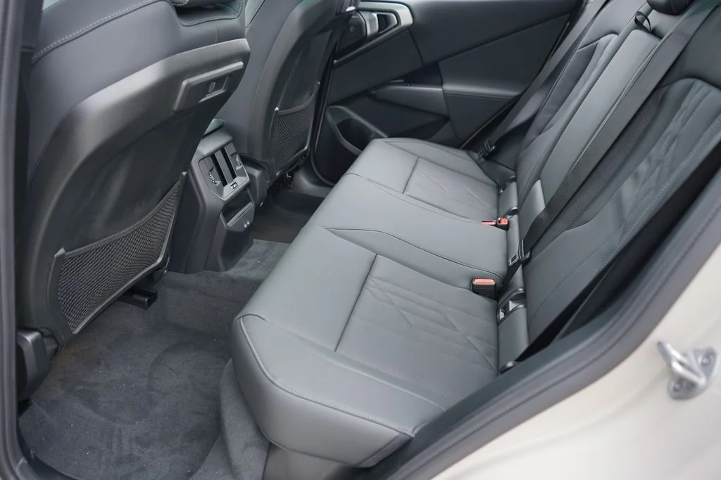 Used 2026 Beige BMW M50 xDrive image 19