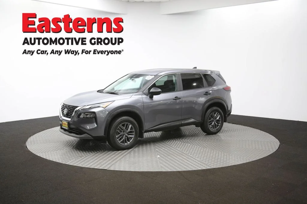 Used 2023 Gray Nissan S image 55