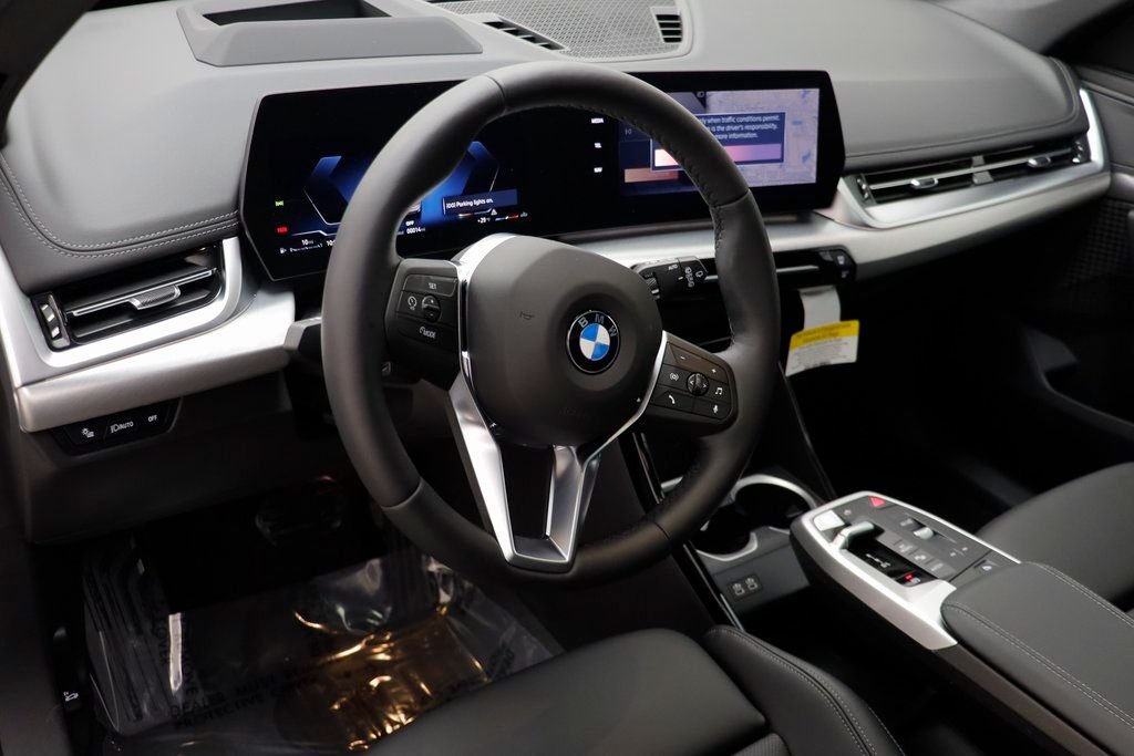 New 2026 Mineral White Metallic BMW xDrive28i image 7