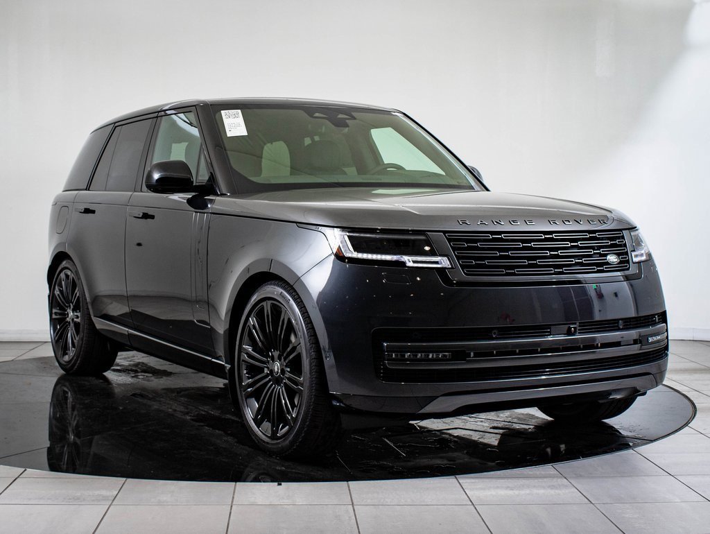 2025 Land Rover Range Rover SE
