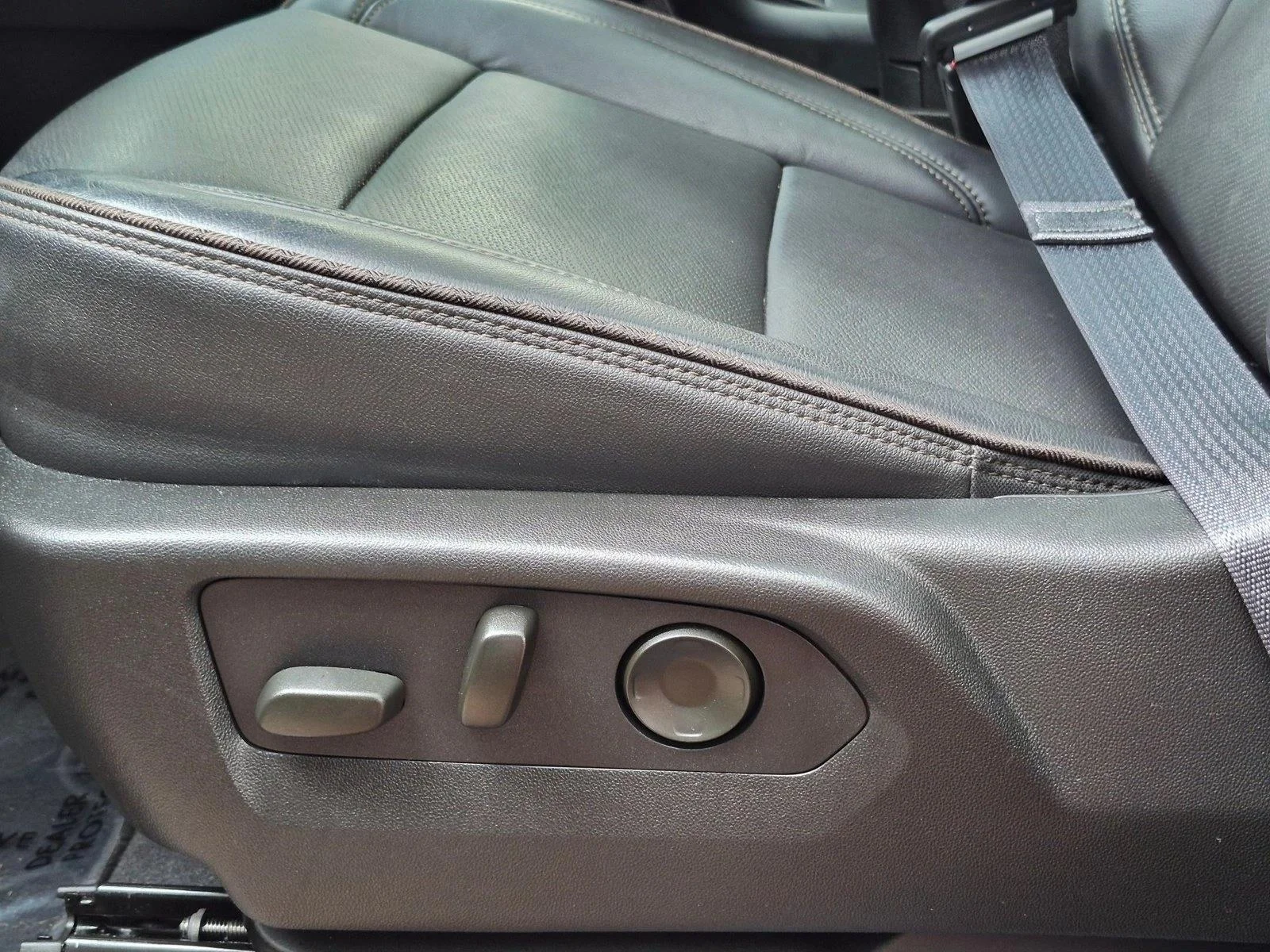 Used 2024 Dark Ash Metallic Chevrolet High Country image 3