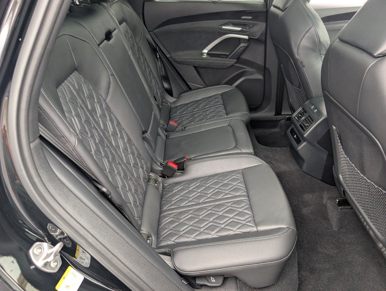 New 2026 Mythos Black Audi 3.0T Premium image 6