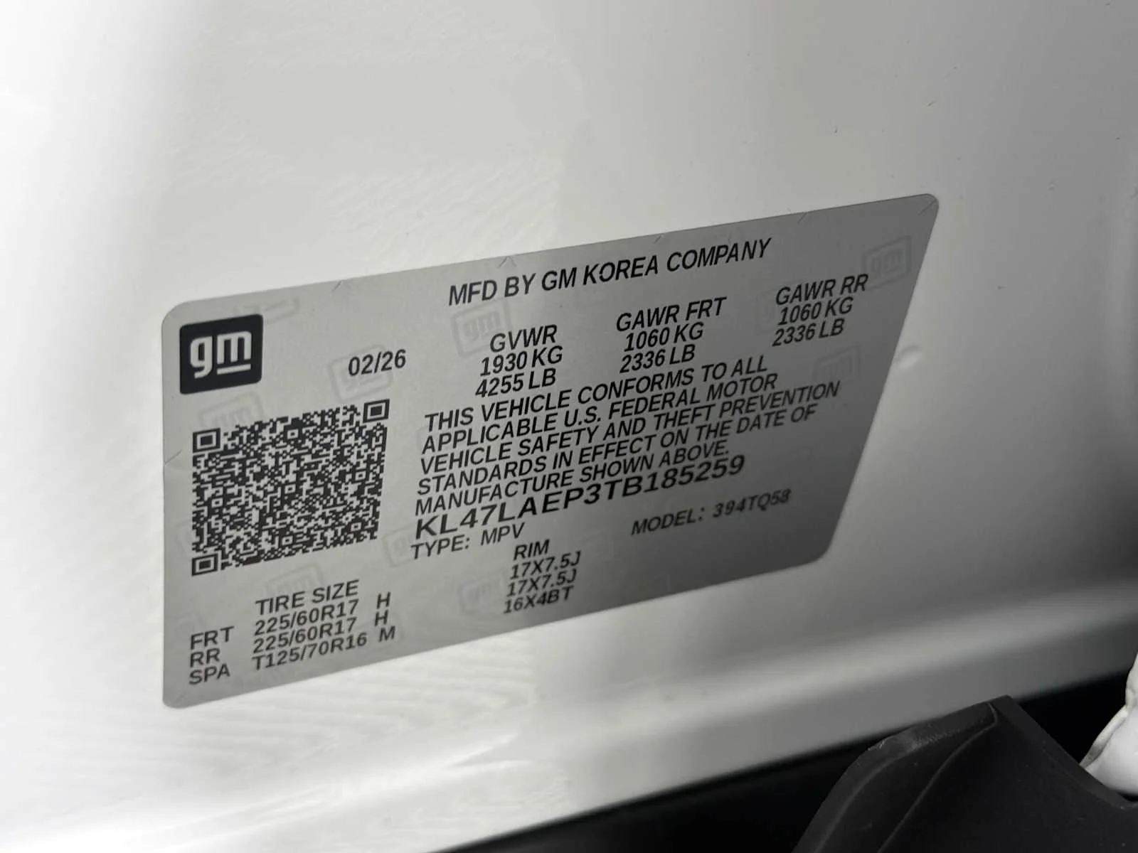 New 2026 Summit White Buick Preferred image 32
