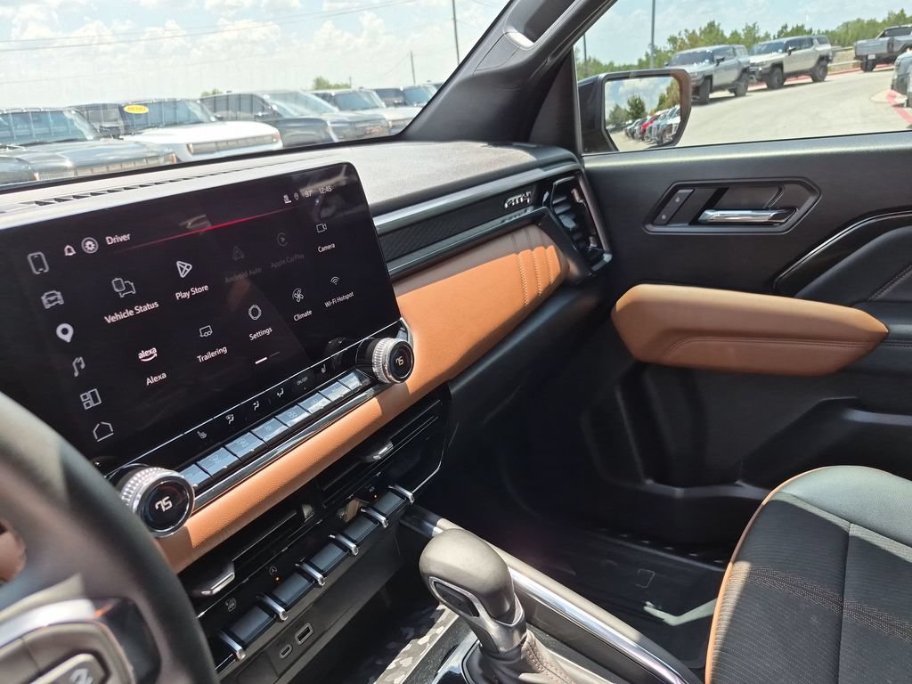 Used 2025 Onyx Black GMC AT4 image 28