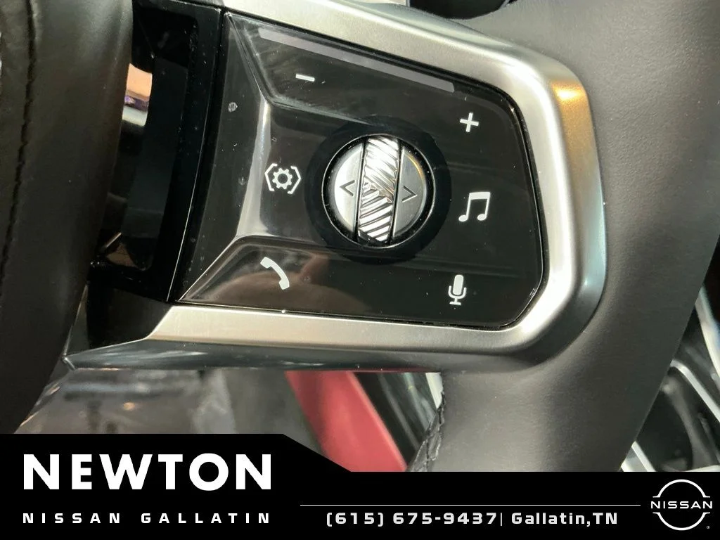 Used 2026 Brooklyn Gray Metallic BMW 740i xDrive image 92