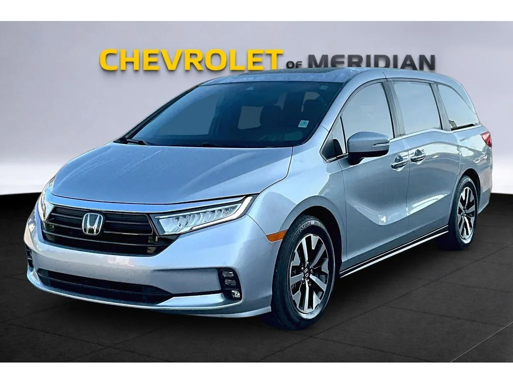 Used 2024 Silver Honda EX-L image 9