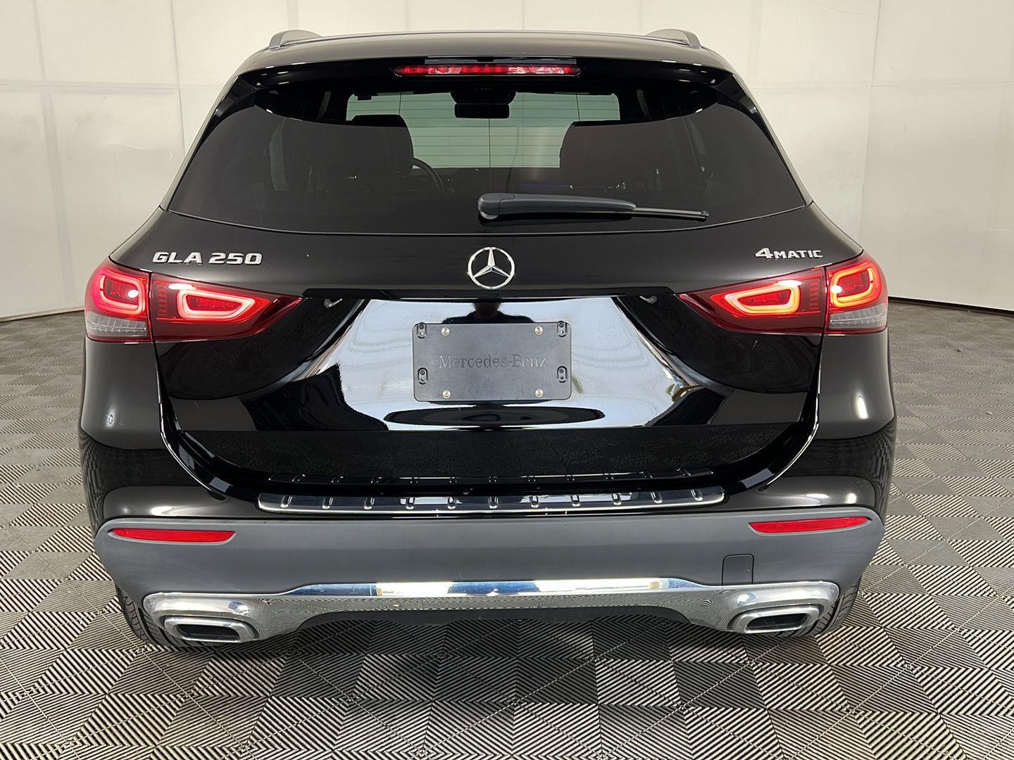 Certified Used 2023 Night Black Mercedes-Benz GLA 250 image 20