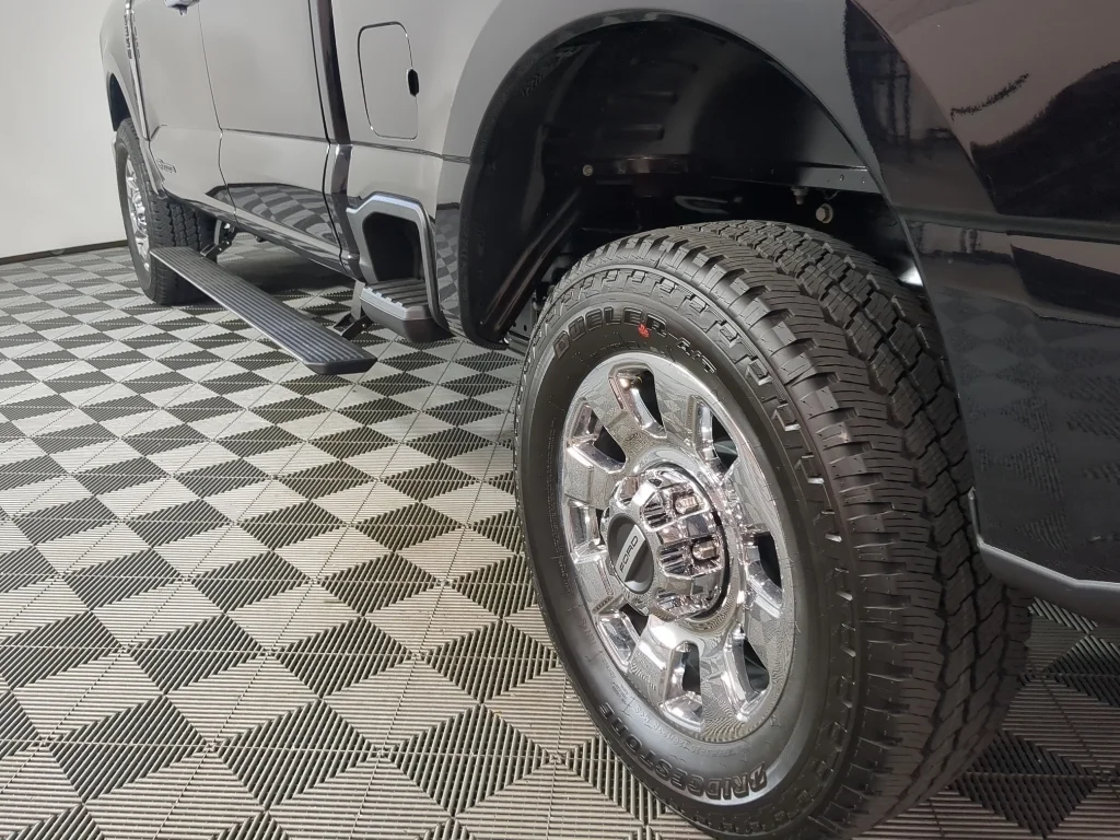 New 2026 Agate Black Metallic Ford F-350® Lariat® image 5