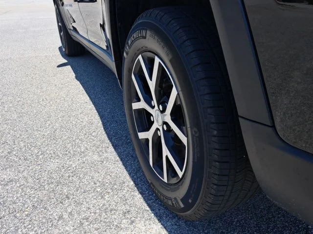 Used 2024 Black Jeep Limited image 16