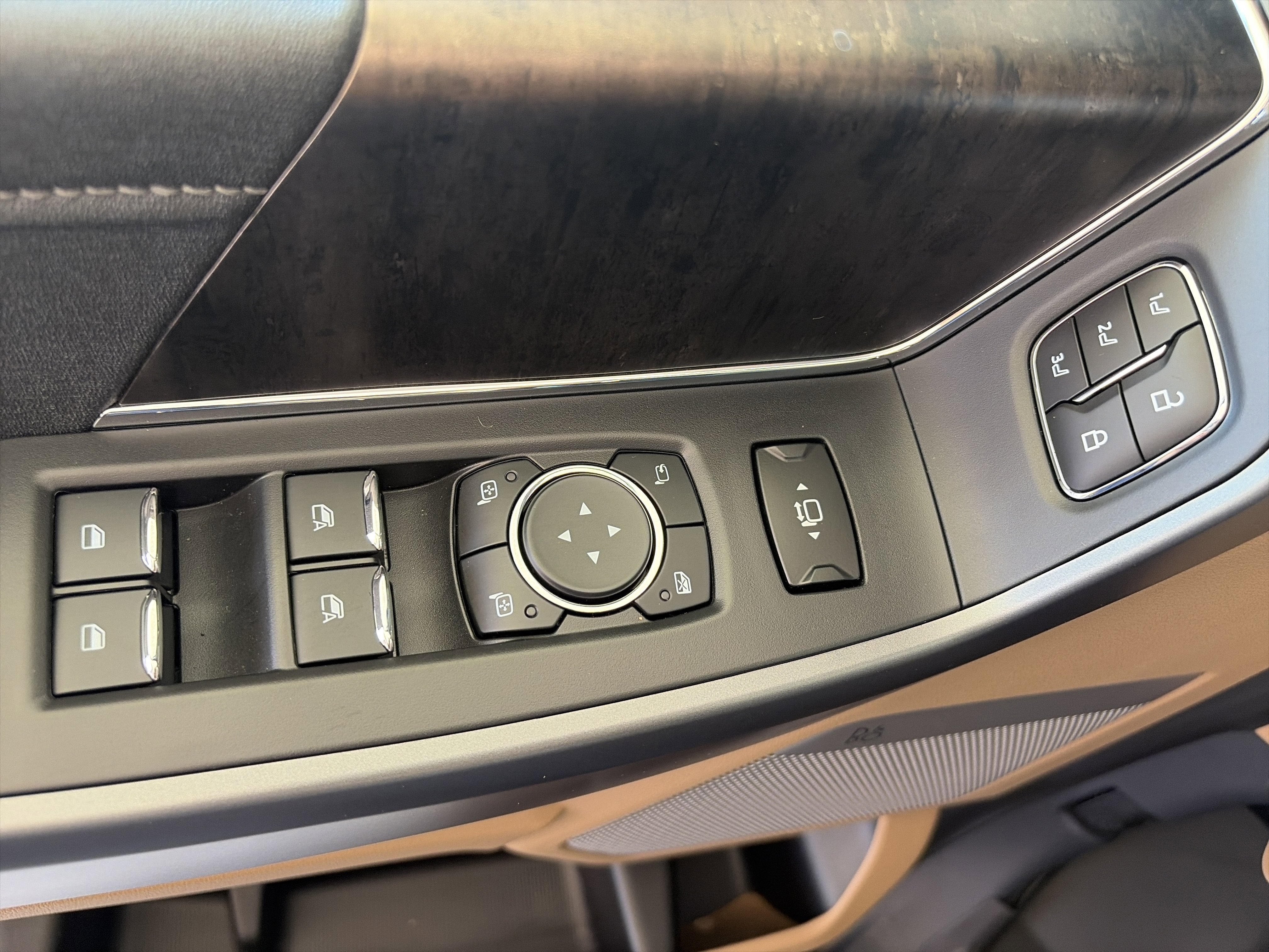 New 2026 Marsh Gray Ford F-250® Lariat® image 31
