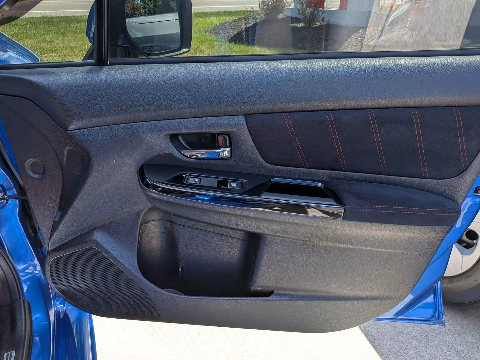 Used 2020 Blue Pearl Subaru STi image 31