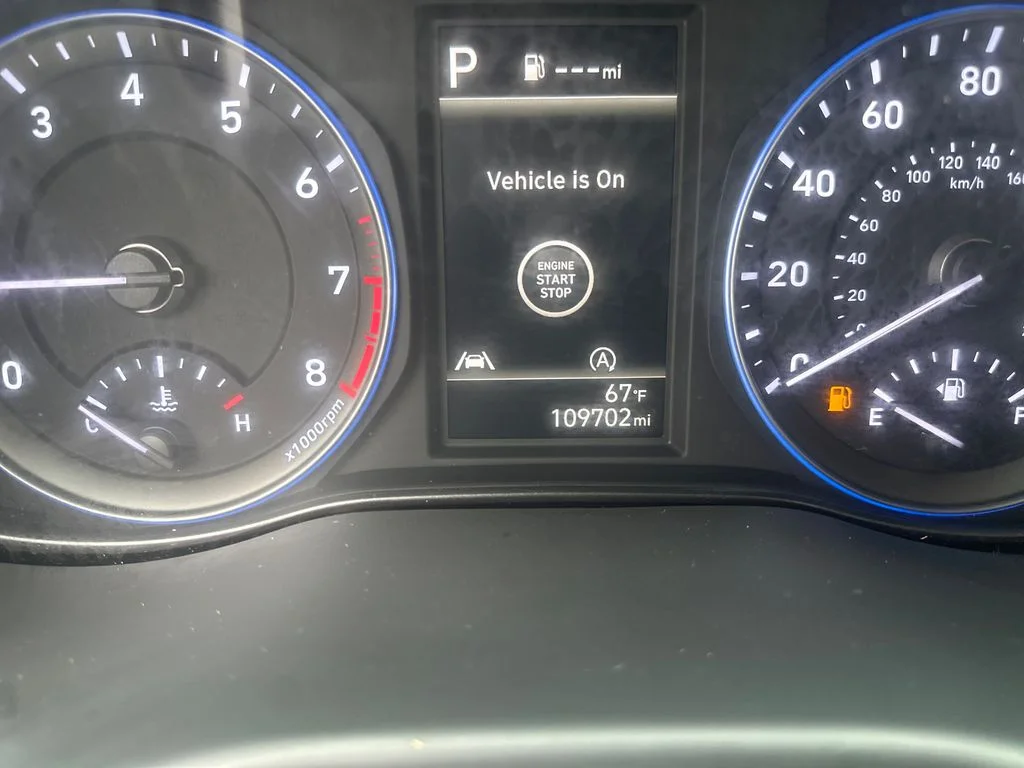 Used 2023 White Hyundai SEL image 12
