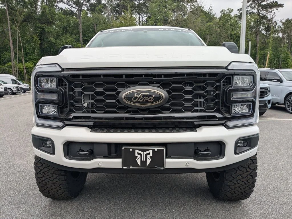 New 2026 Star White Metallic Tri-Coat Ford Lariat image 9